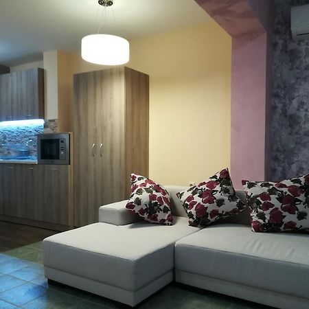 Studio Magelan Apartment Ruse Exterior photo
