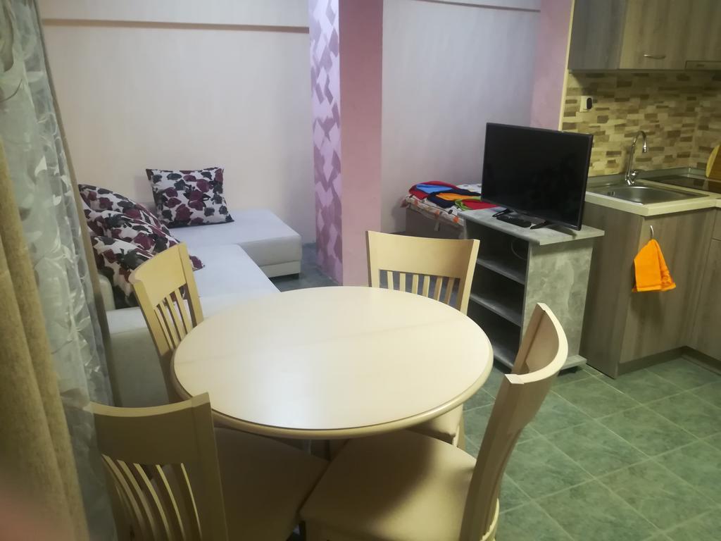 Studio Magelan Apartment Ruse Exterior photo